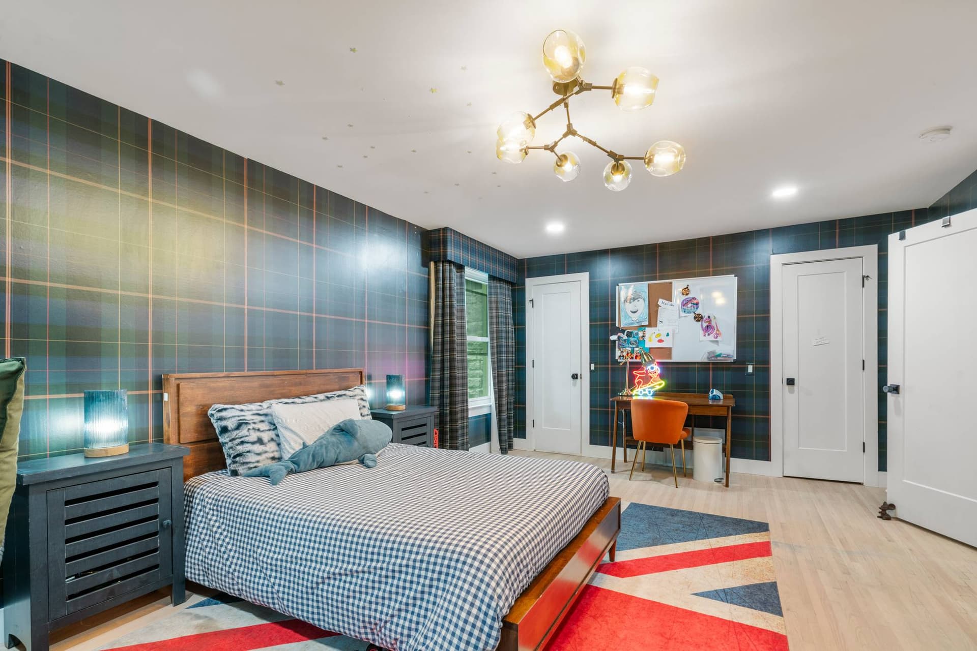 Nashville Entertainer - Image 11