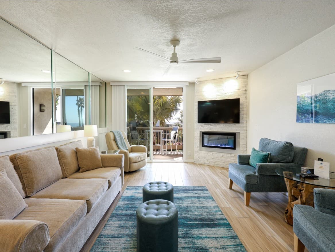 Tropical Oasis #E108  - Image 1