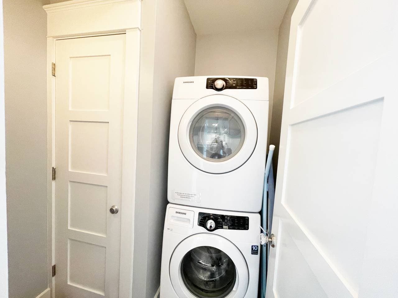 Frosted Orange Home - Image 11