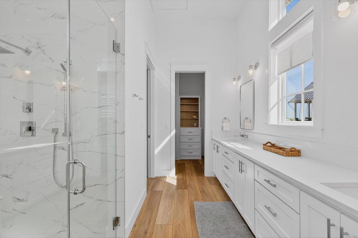 Sunny Shores - Image 41