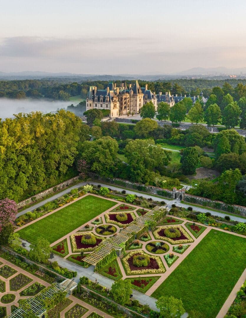 Asheville Getaway - Image 38