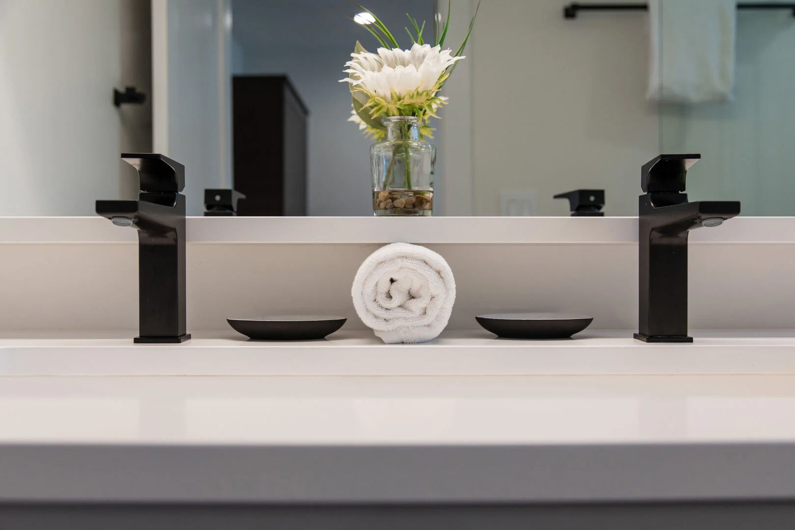 Black Bear Residence - Image 22