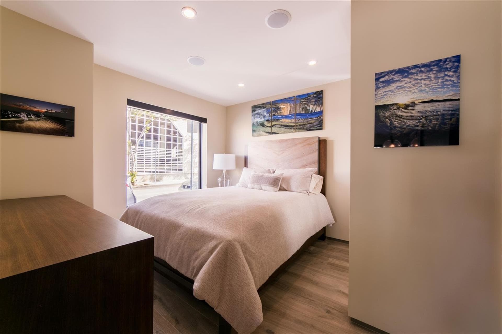 Bay Escape - Image 28