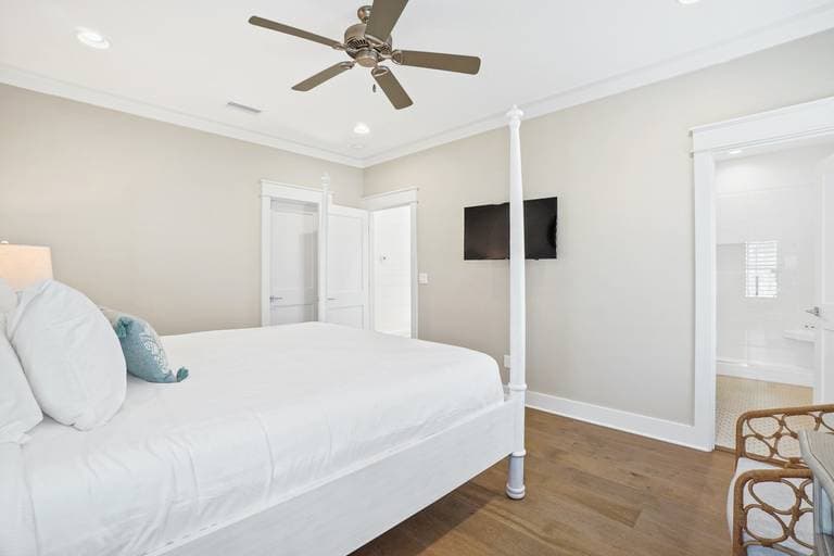 Georgia Peach at the Beach - Image 30