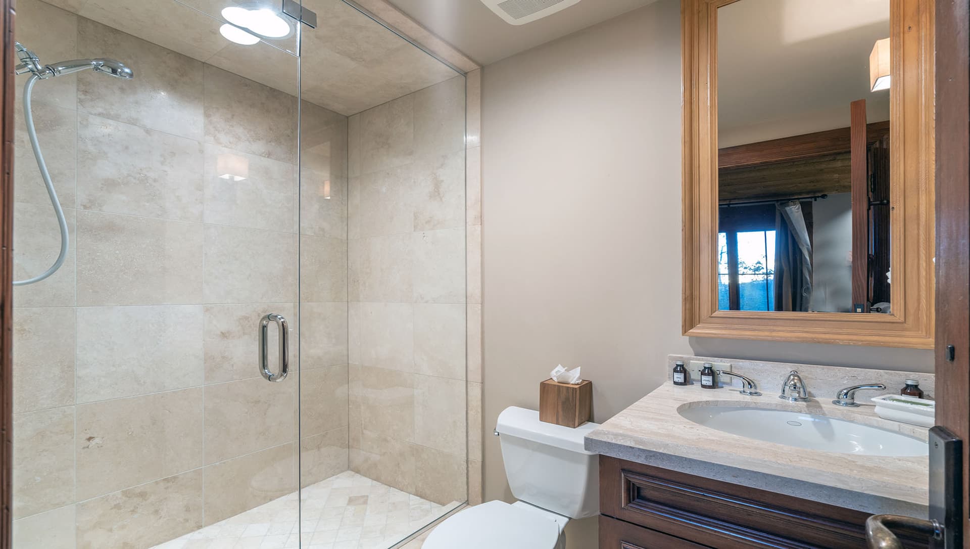 Country Club Estate - Image 34