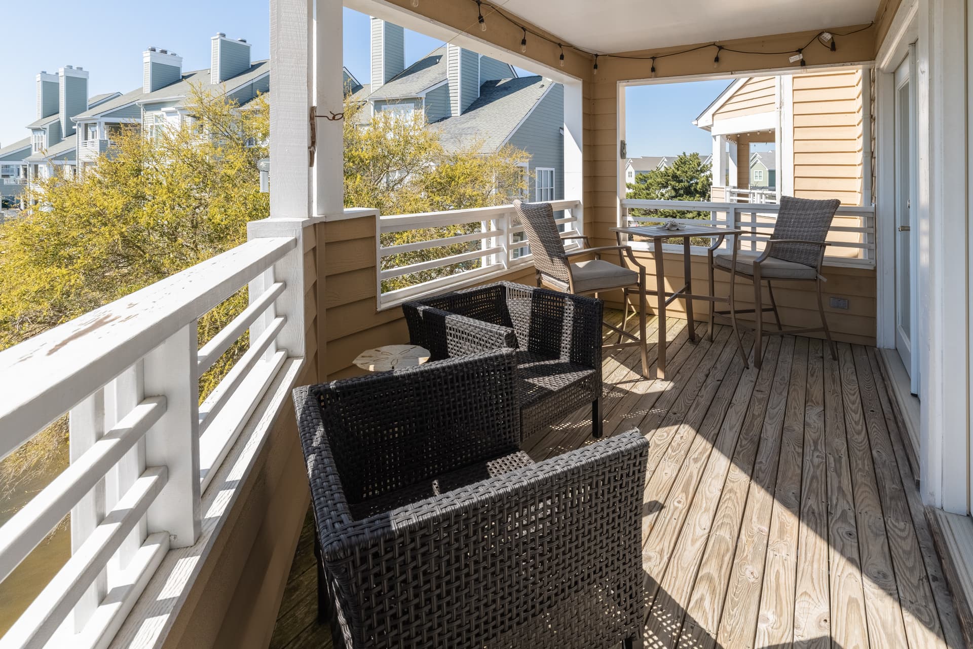 Sun of a Beach Home - Image 22