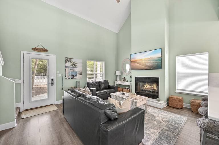 Hideaway Barracuda House - Image 2