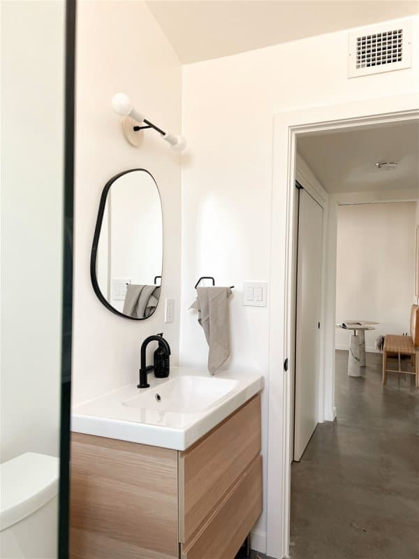 Farrell Mid-Century - Image 26