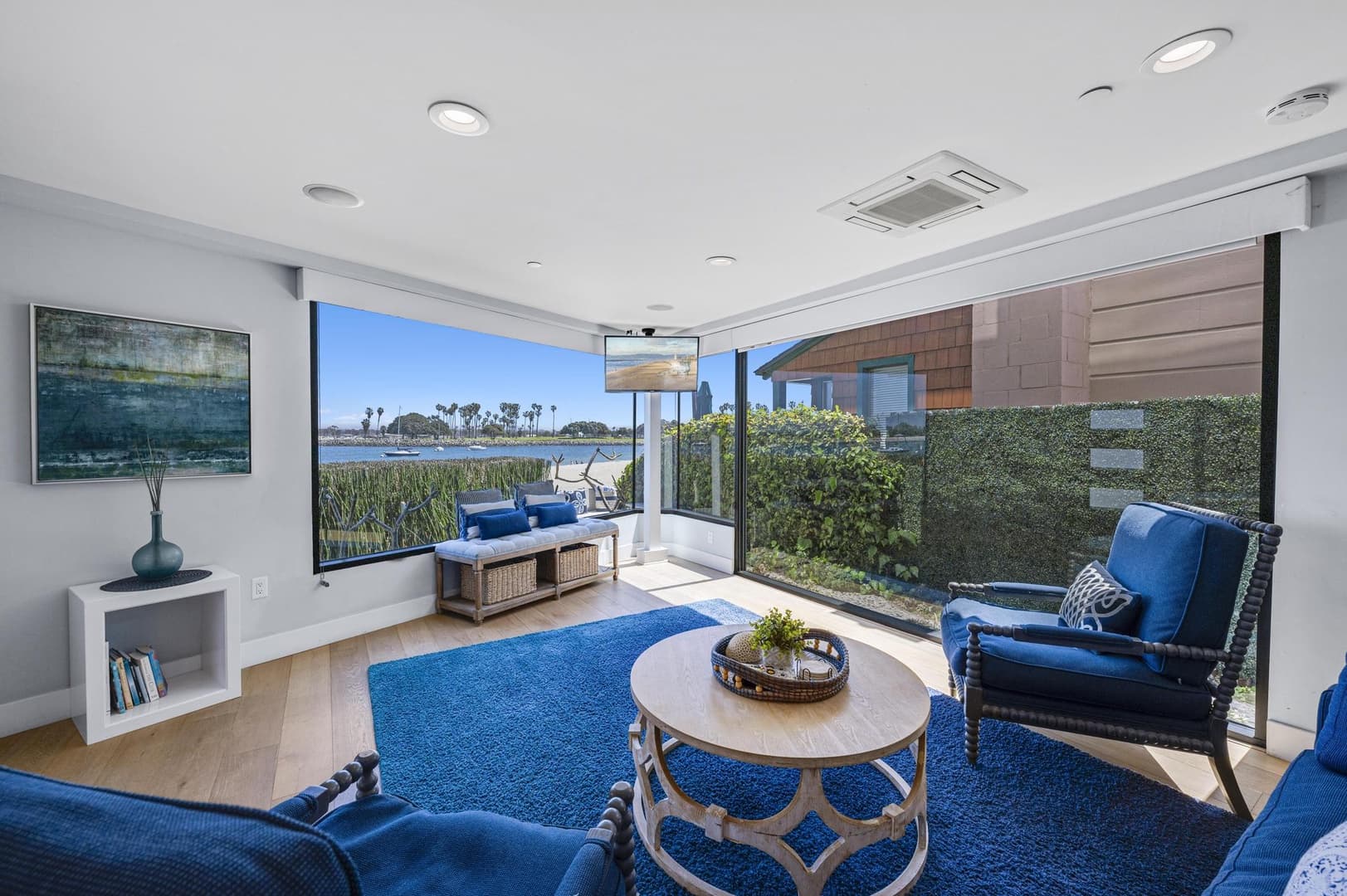 Bayside Retreat - Image 6