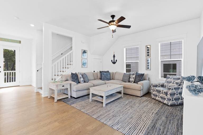 Charming Blue Haven - Image 5