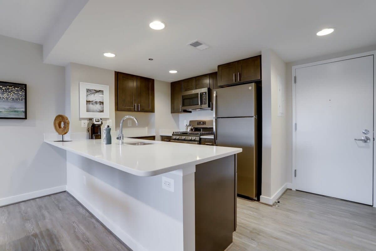 Arlington Residence - Image 10