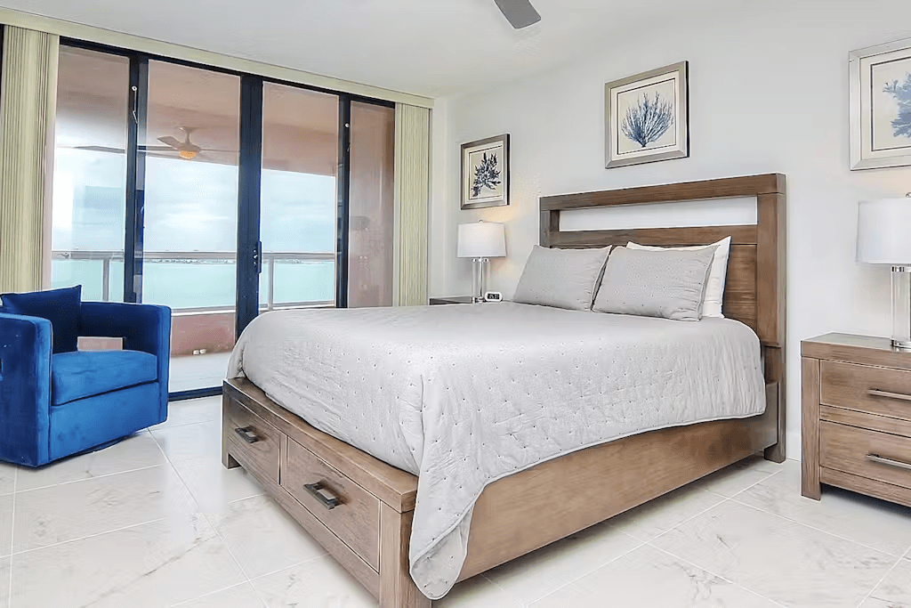 Sand Key Residence - Image 12