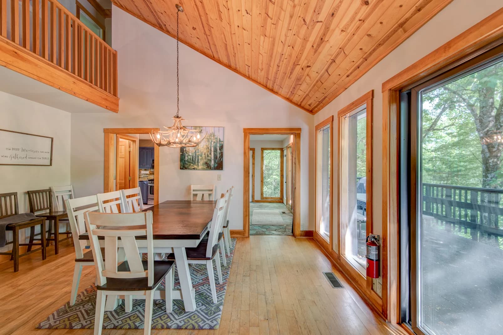 Paws a While - Image 9