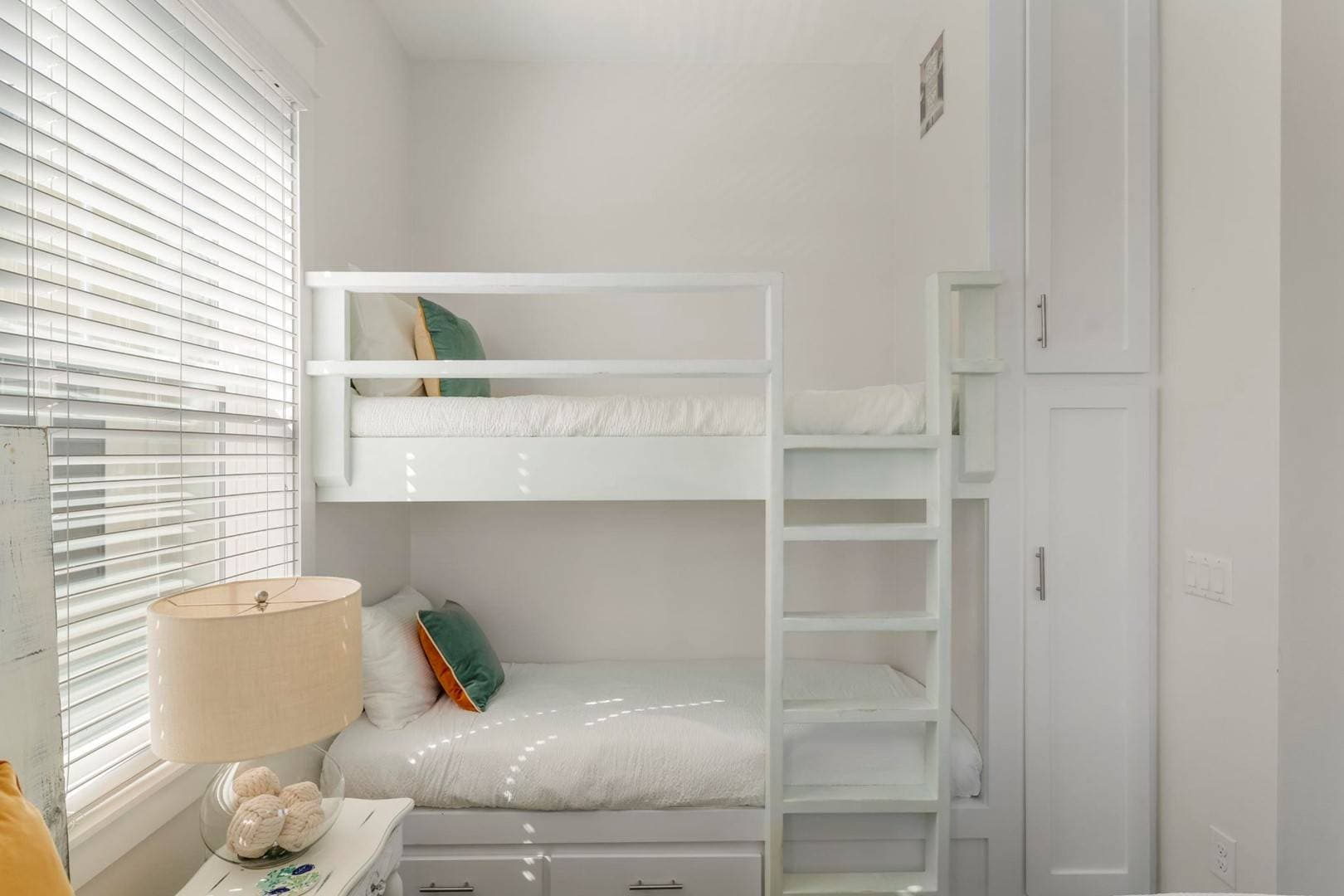 Palm Haven - Image 21