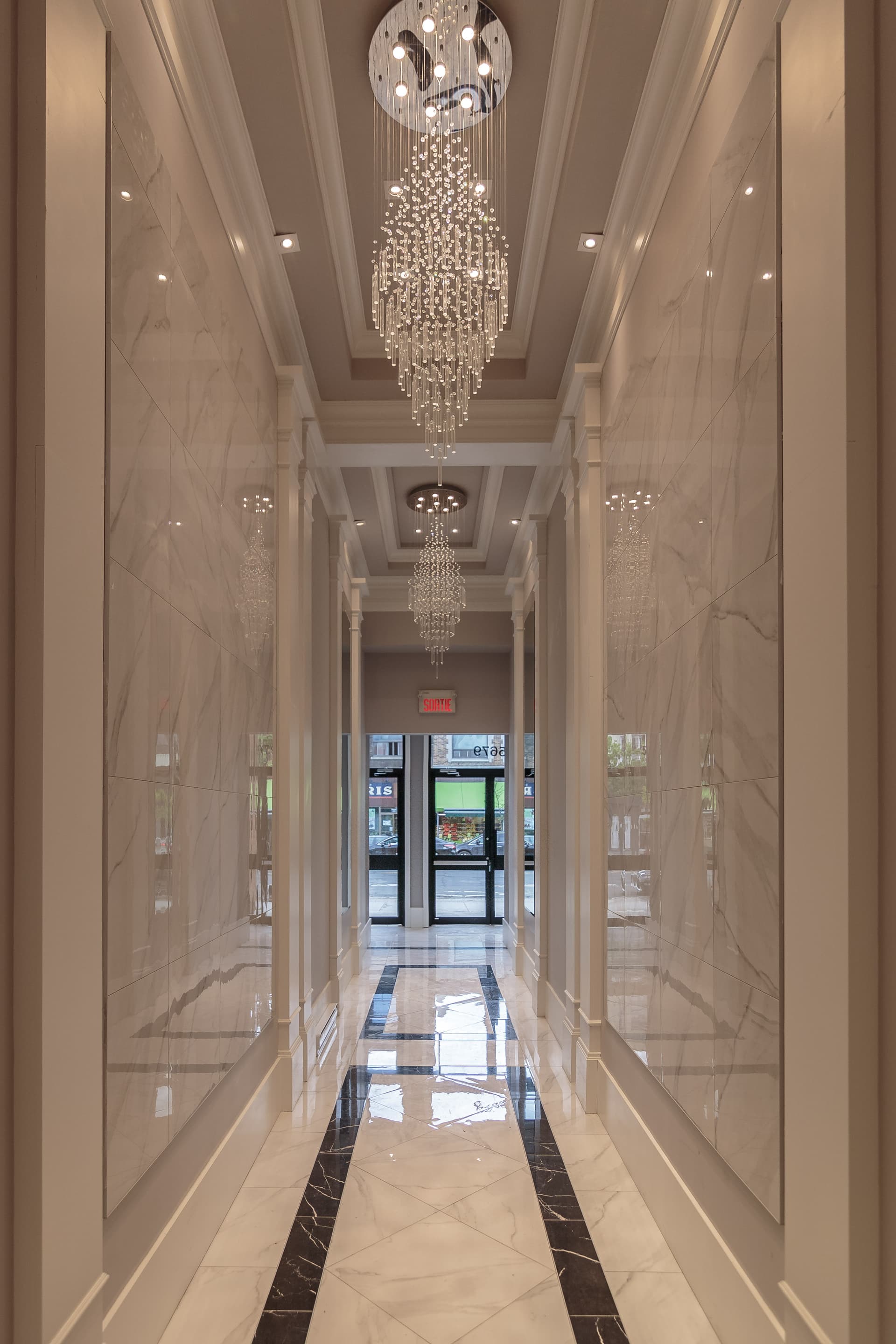 Fontaine Home - Image 12