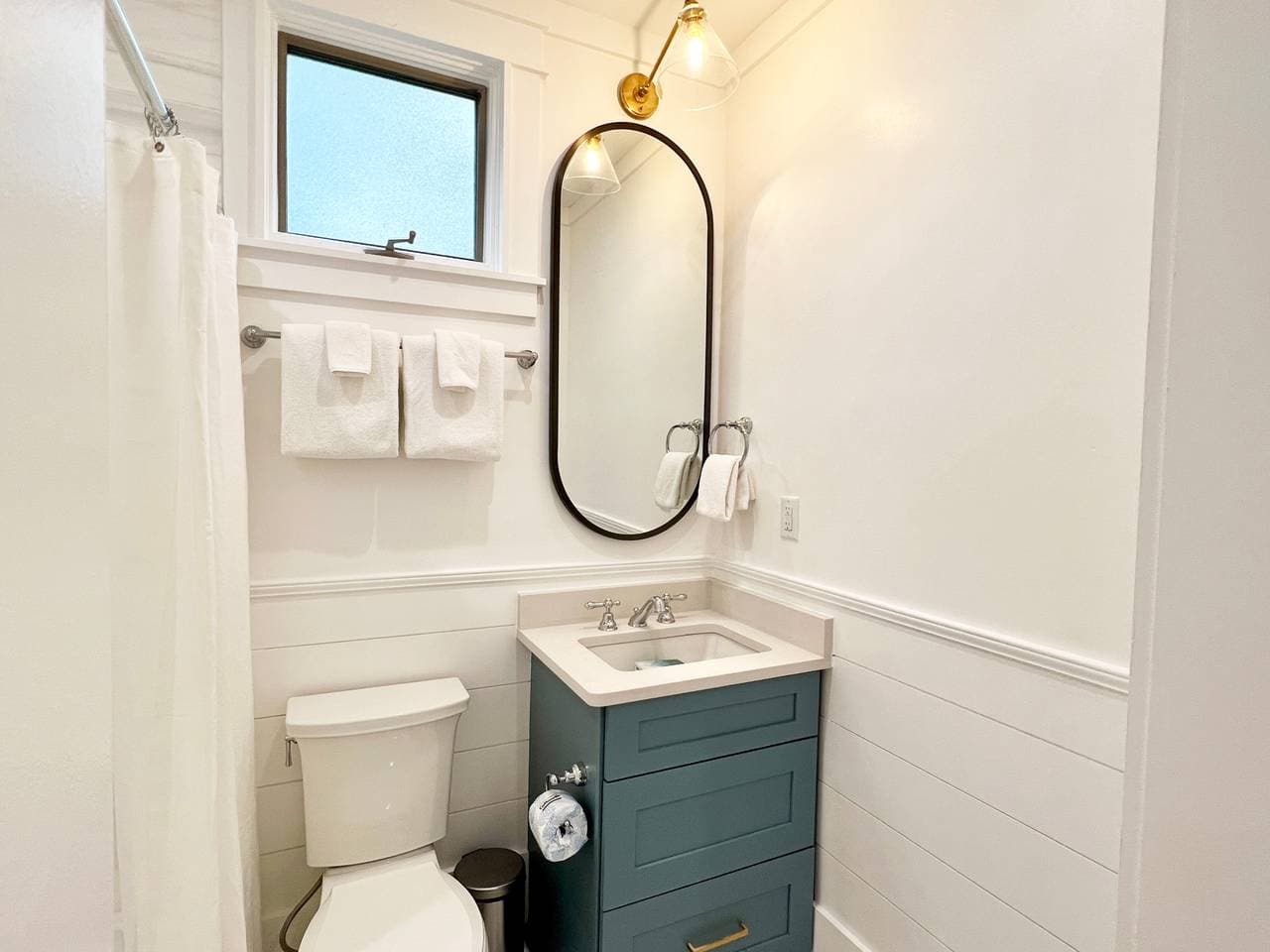 Toes in the Water Home - Image 9