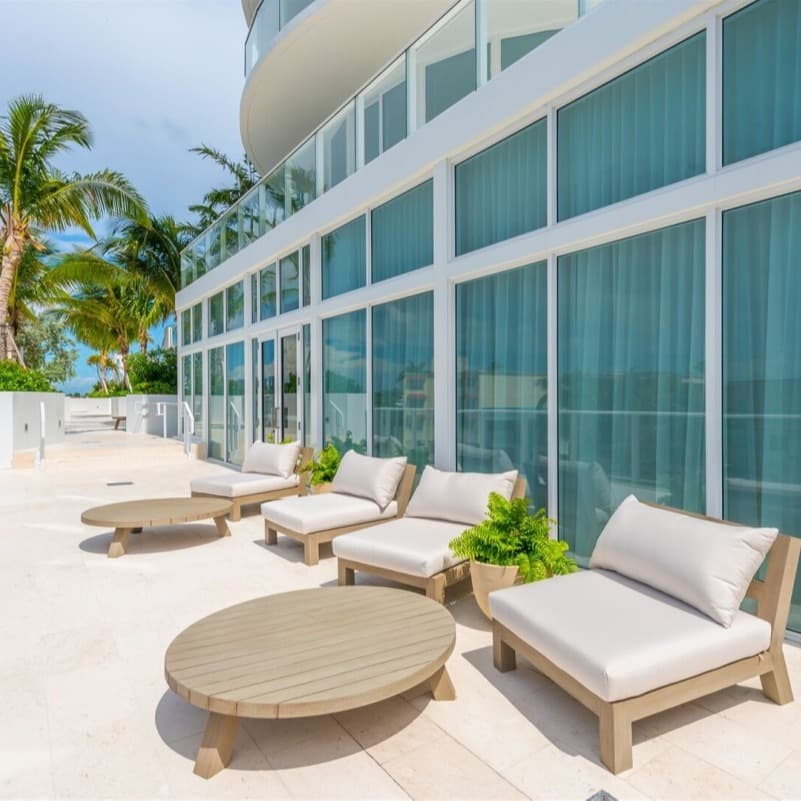 Palm Residence - Image 1