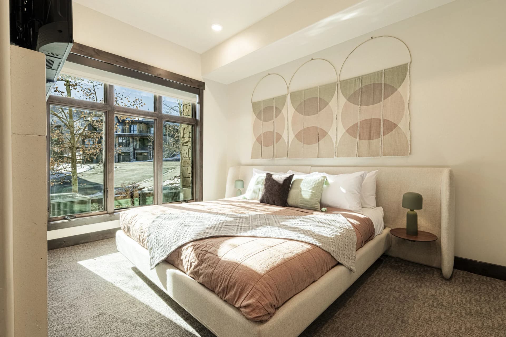 Blackstone Condo #108 - Image 17