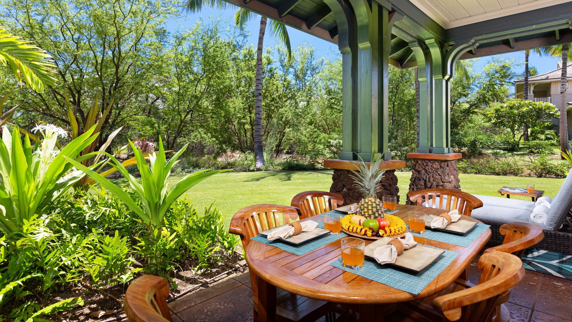 Hawaiiana Escape - Image 2