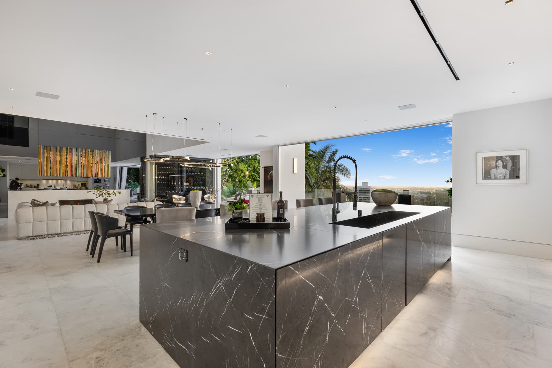 St Ives Modern - Image 14