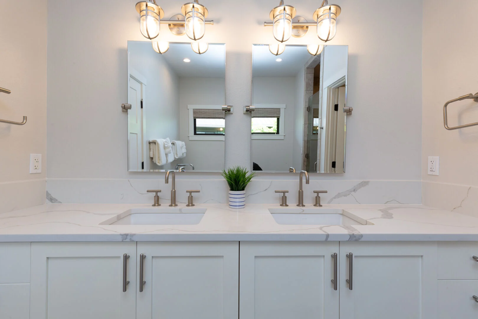 Peaceful Paradise - Image 10