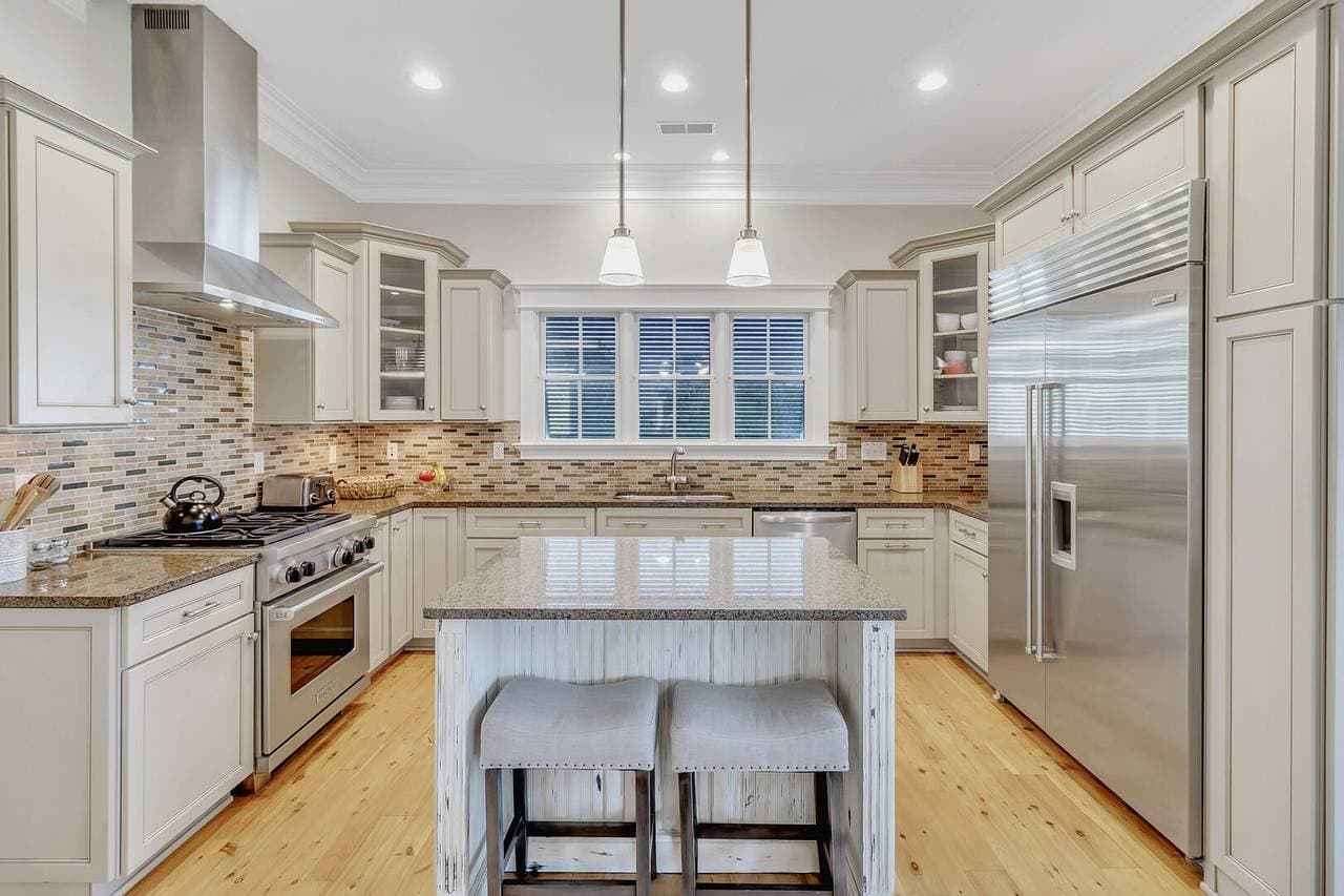 Cameron Boulevard #3008 - Image 5