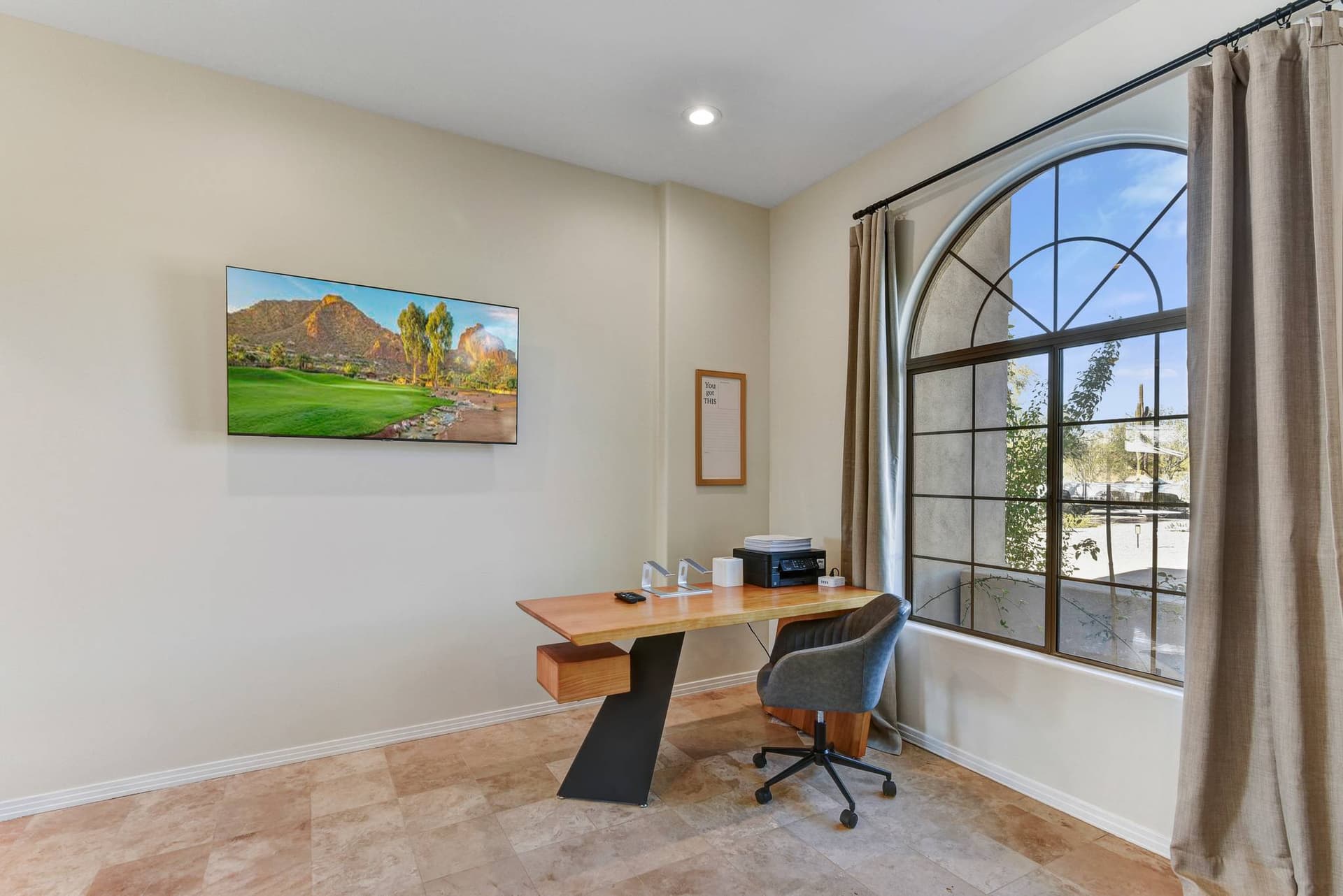 Pinnacle Peak Escape - Image 33