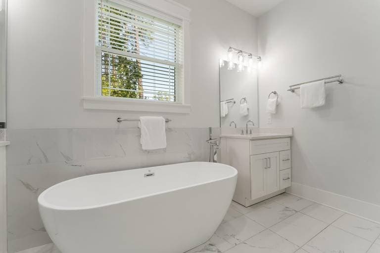 Wonderland at Treetop - Image 14