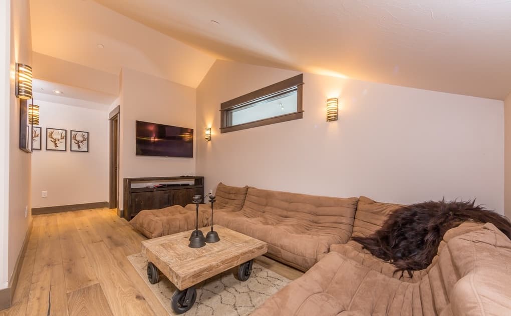 Black Eagle #22 - Image 4