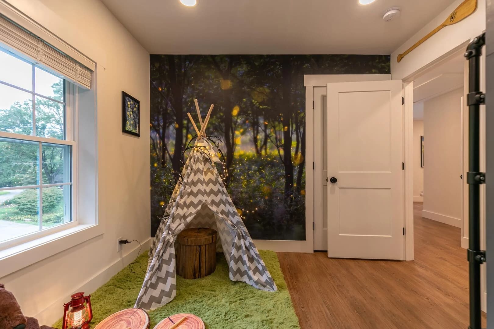 Riverside Retreat - Image 24