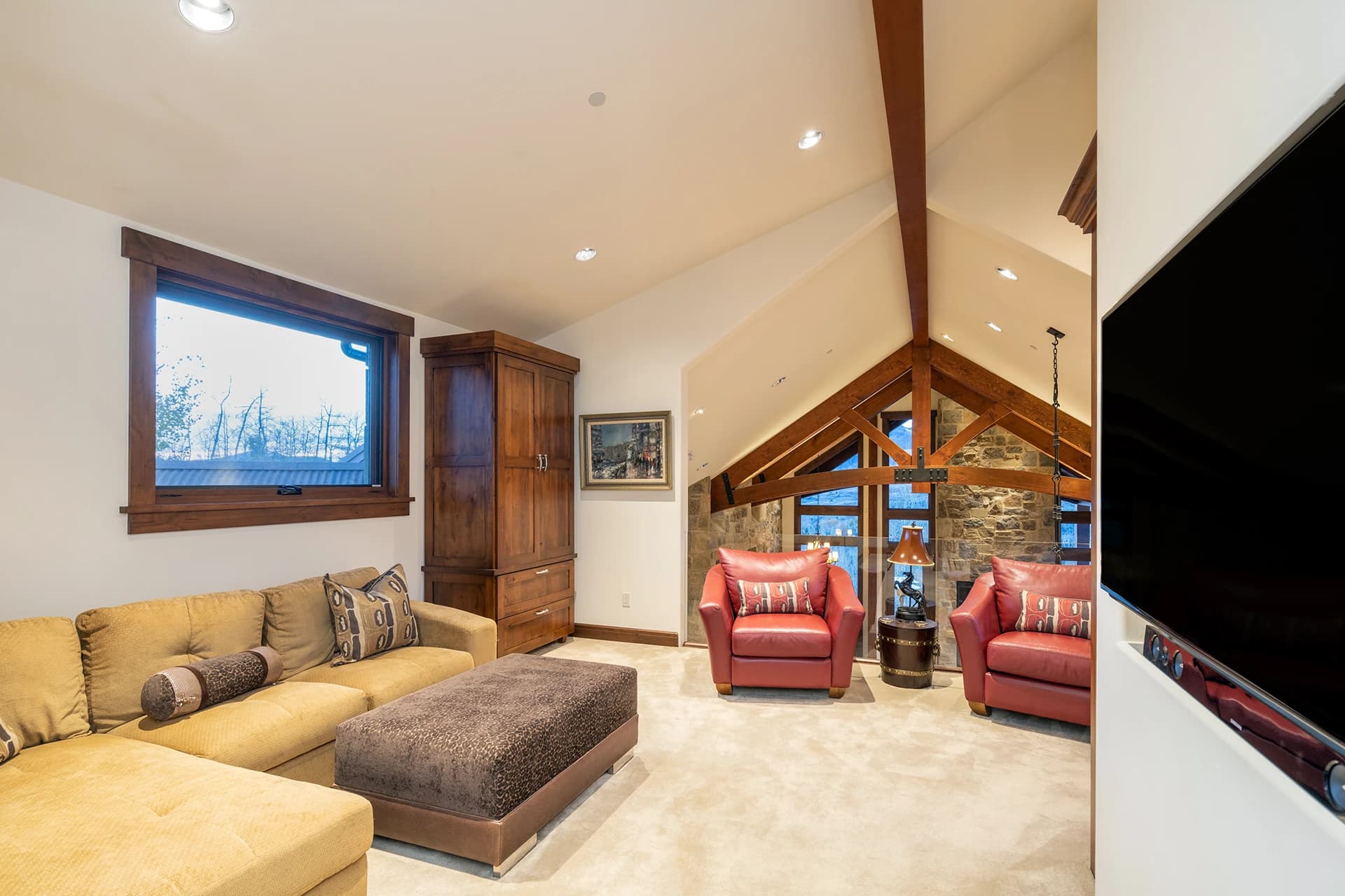 San Sophia Manor - Image 23