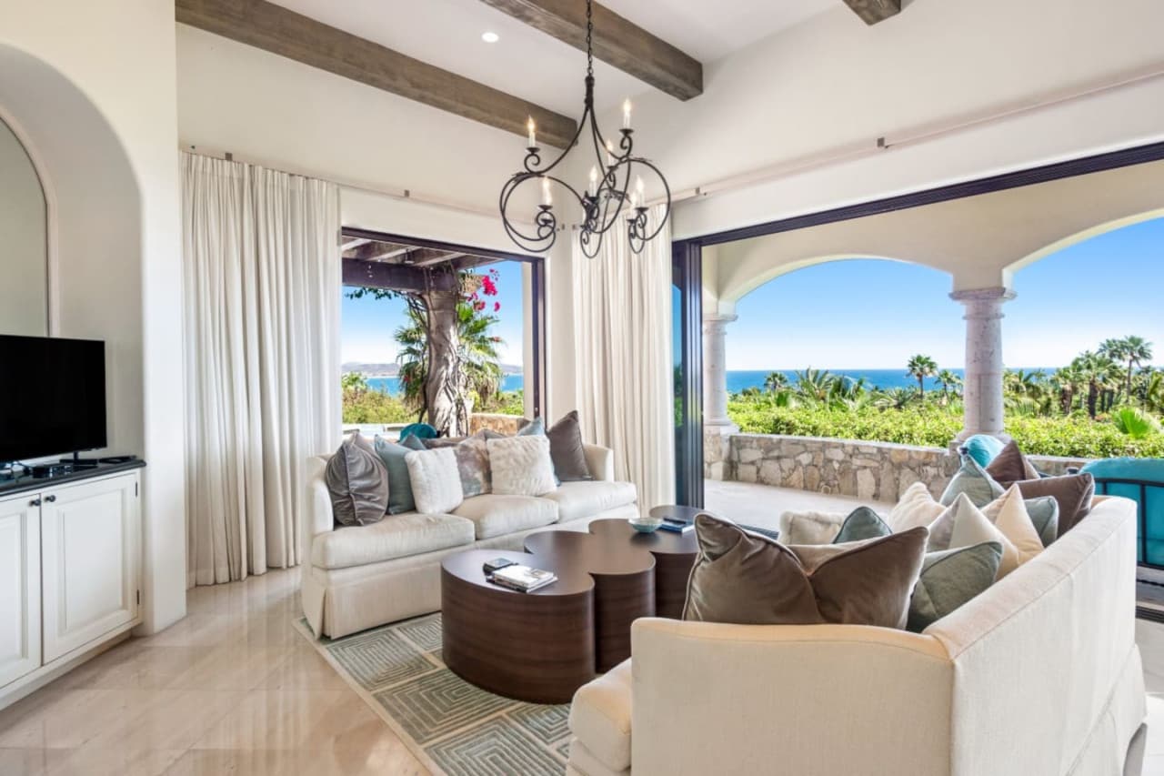 Stunning Palmilla Villa - Image 26
