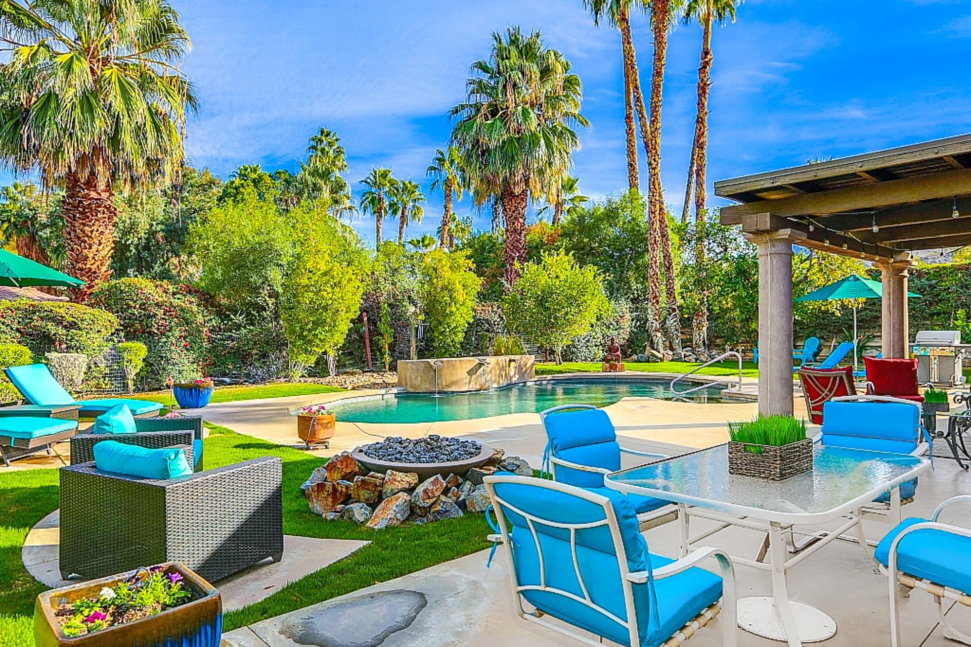 Bev Palm Springs Home - Image 21