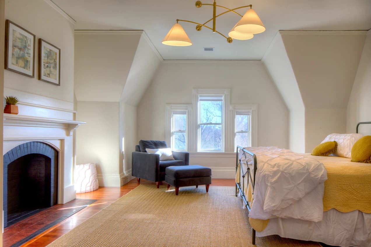 Cliffside Estate - Image 32