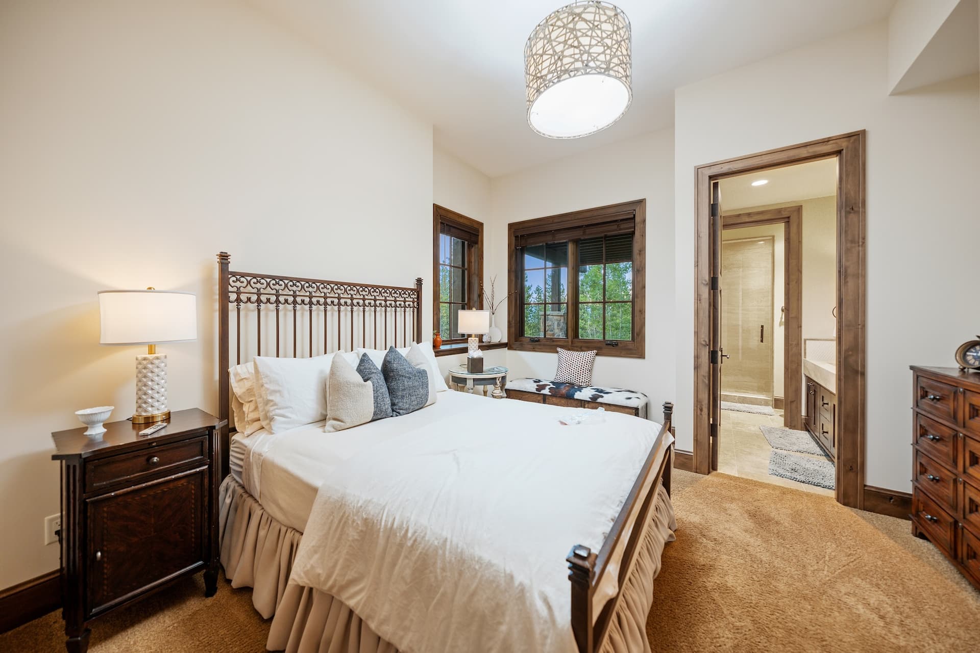 Last Best Chalet - Image 42