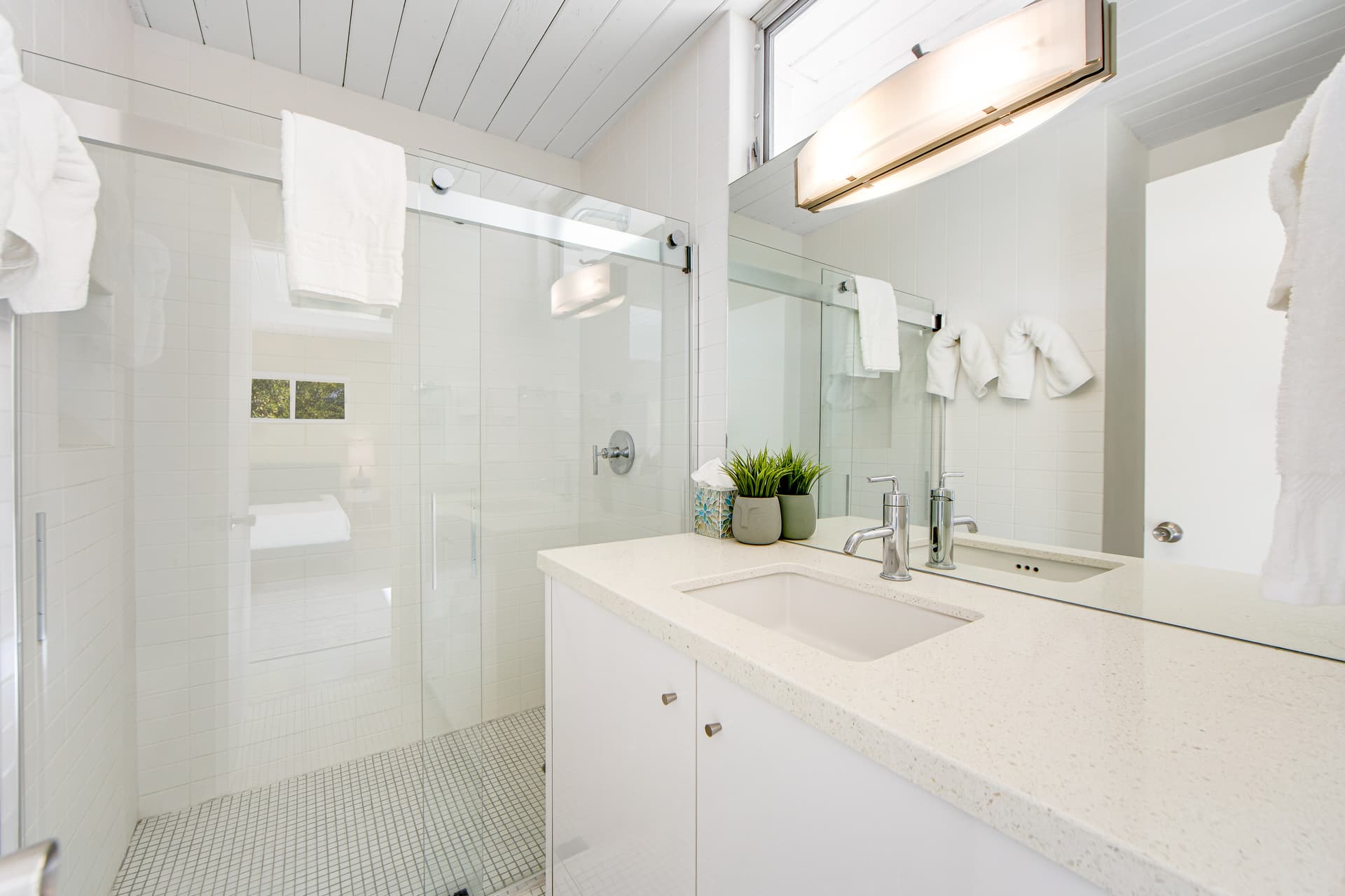 Serenity in Sunmor Home - Image 10