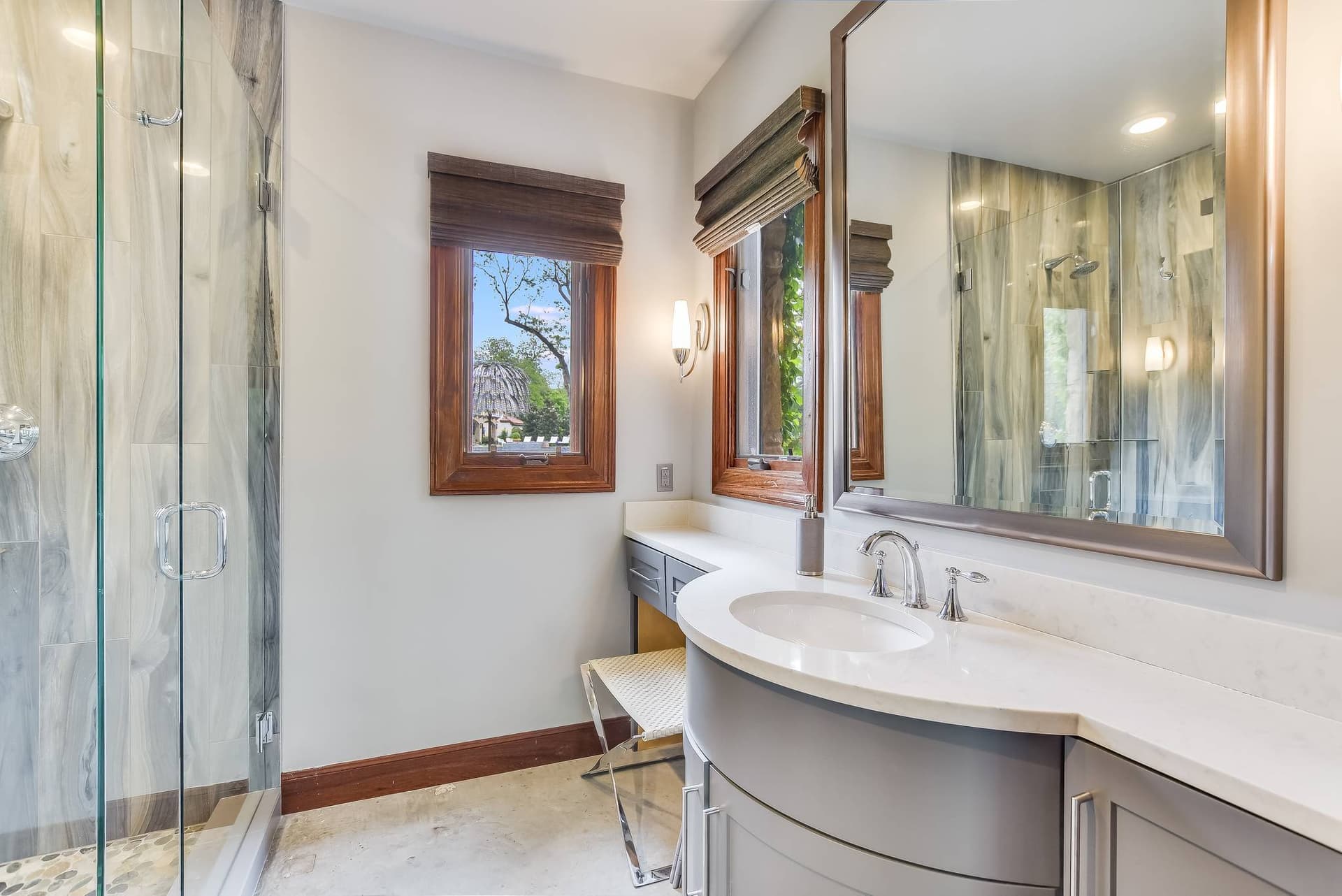 Crown Jewel on Lake Austin - Image 25