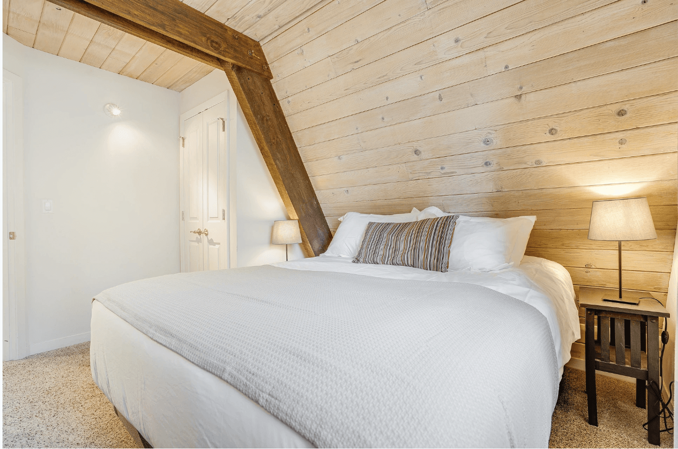 Tamarack Lodge - Image 15