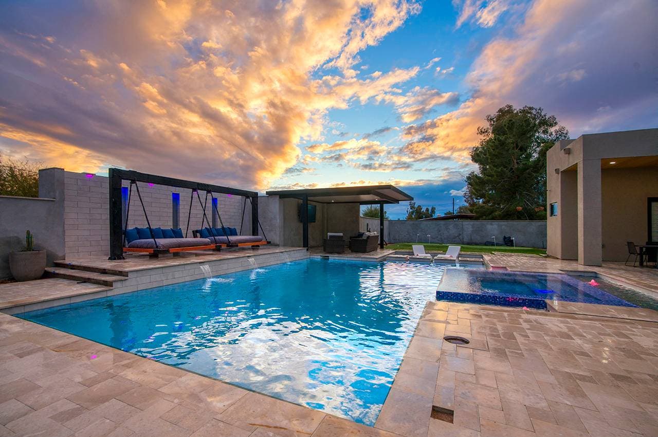 Estate on Harmony - Image 60