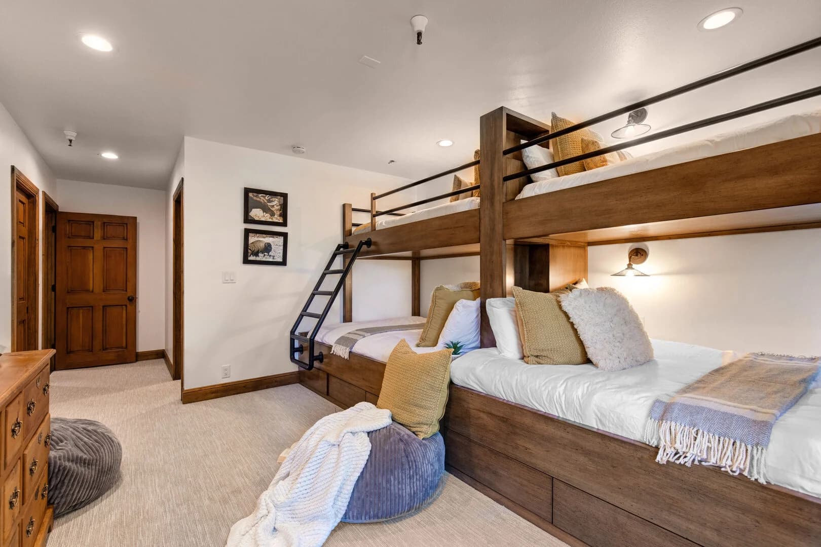 Ontario Lodge - Image 27