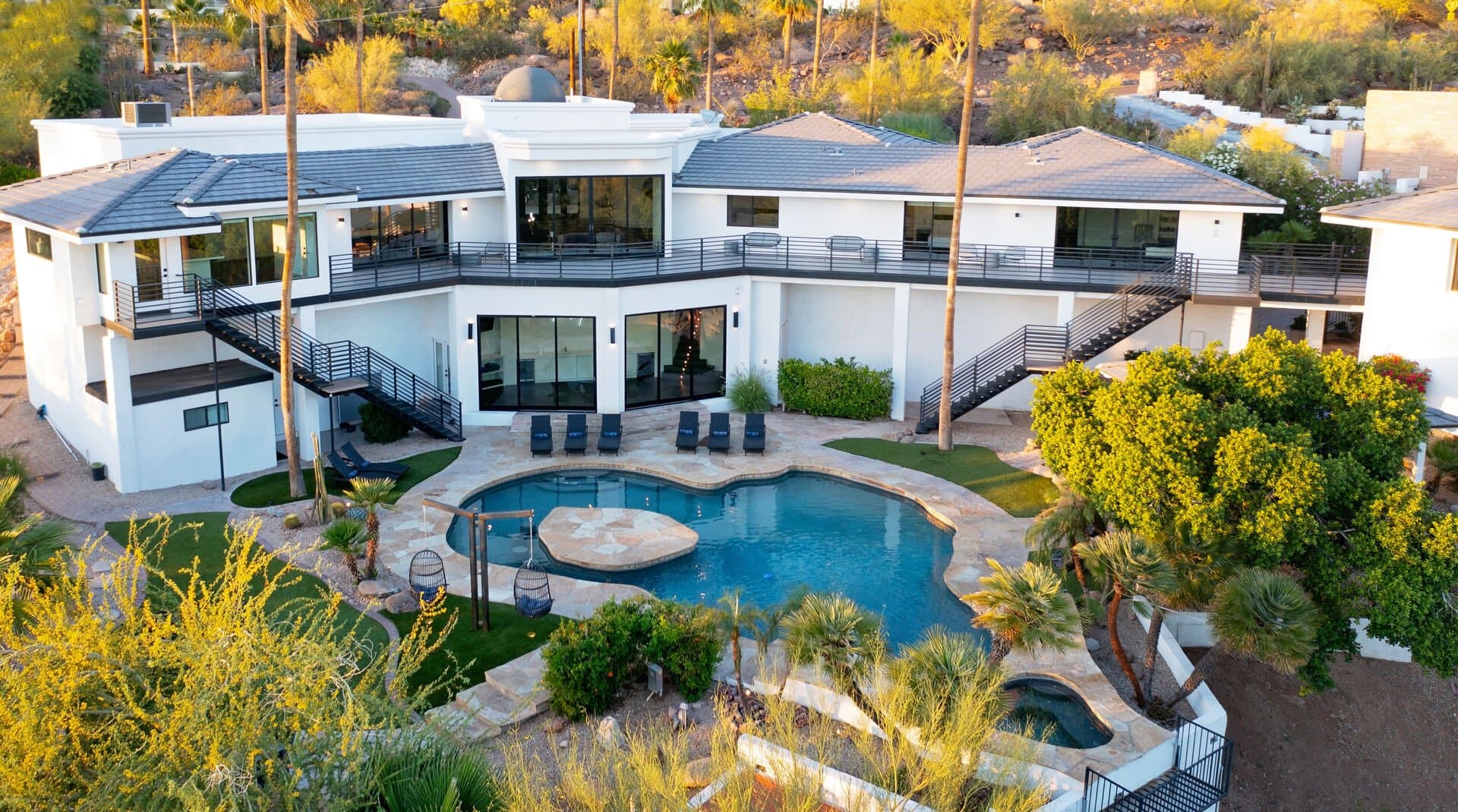 Valle Vista Manor - Image 7