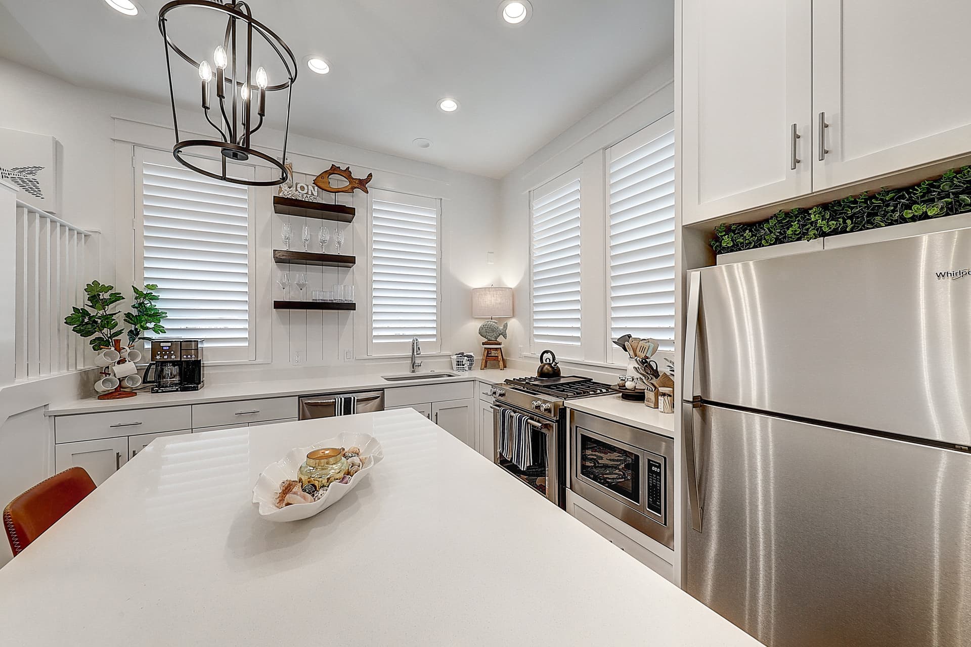 Barefoot Bungalow Home - Image 5