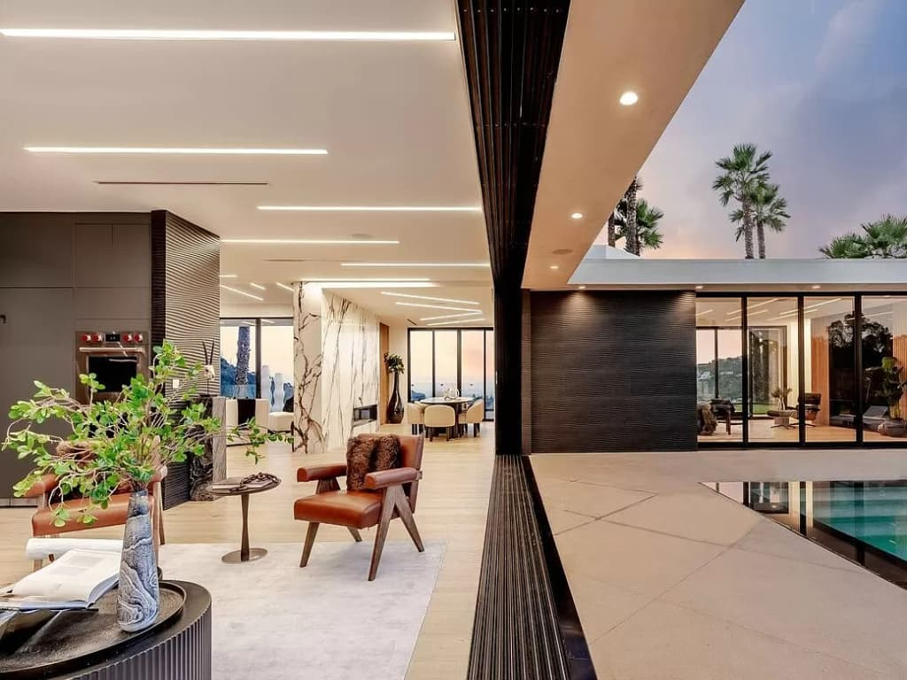 Monarch Modern - Image 15