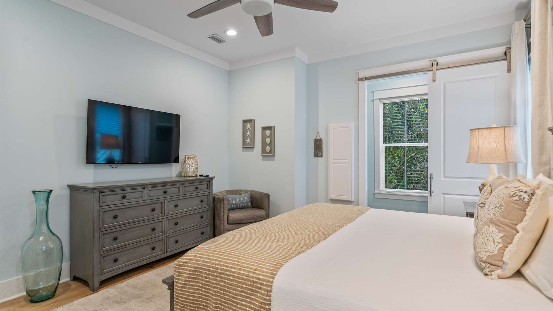 Barefoot Haven - Image 16