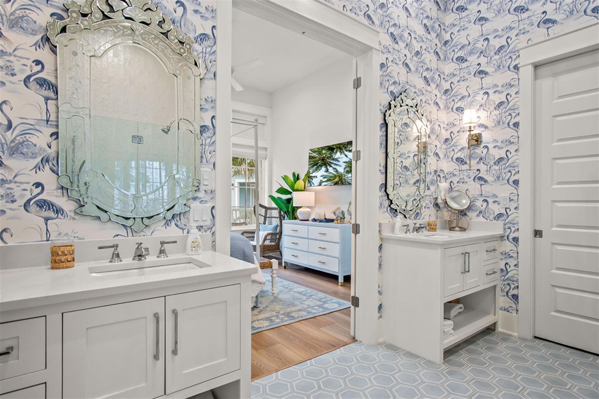 Hello Darlin' - Image 38