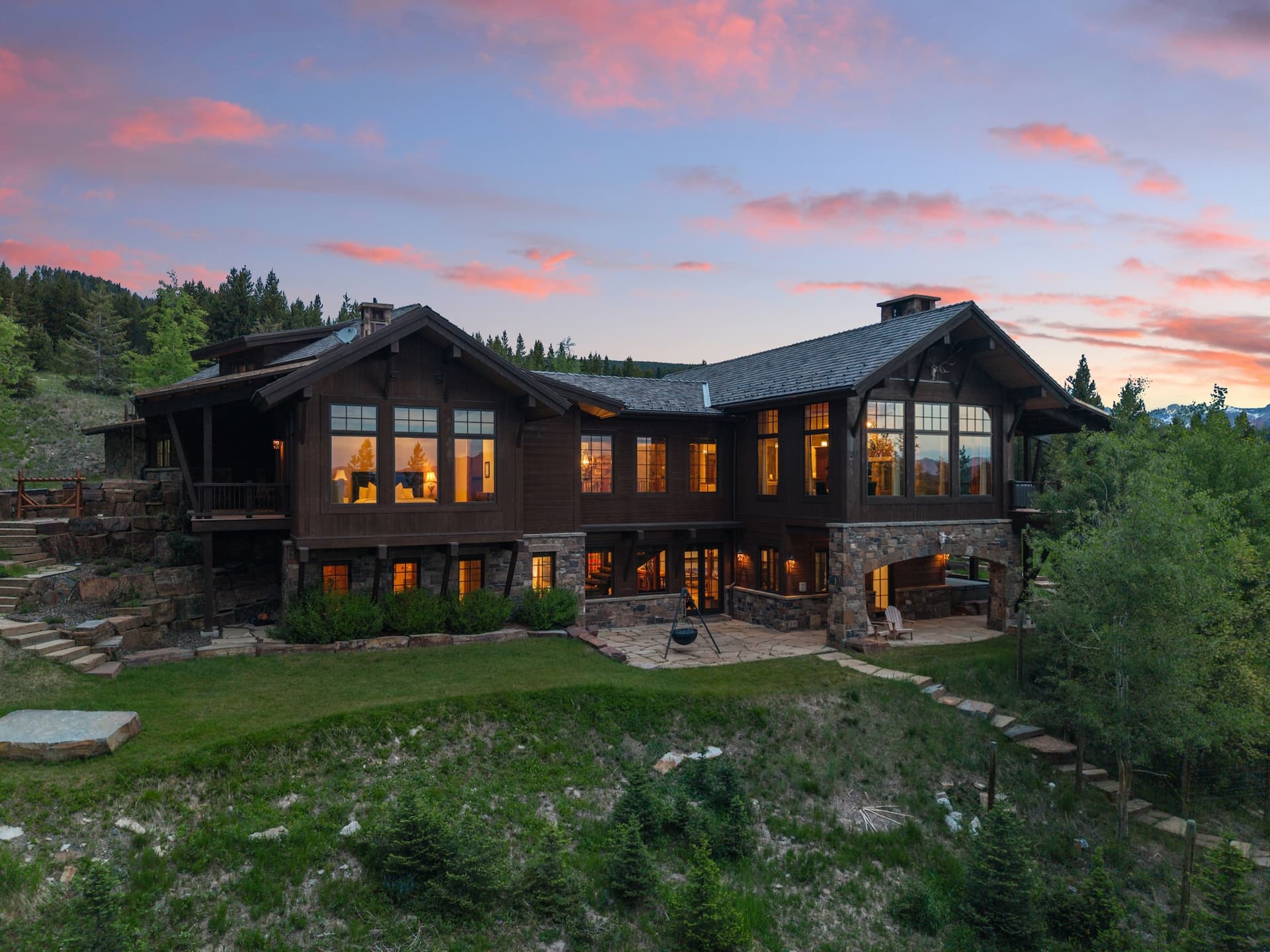 Last Best Chalet - Image 69