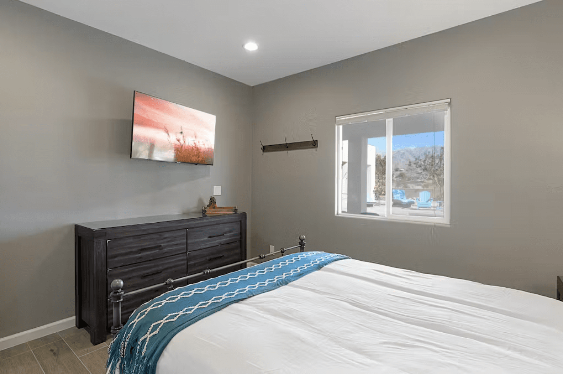 Hotwell Painted Hills Place - Image 23