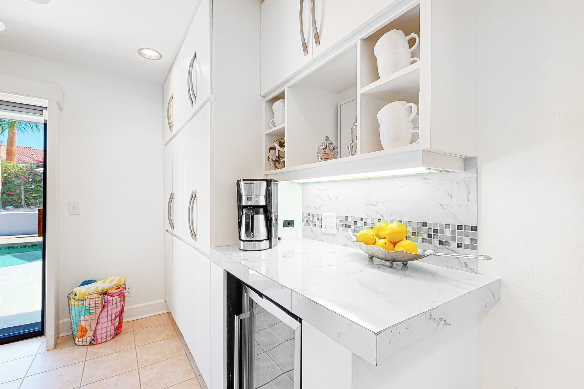 El Paseo Modern House - Image 9