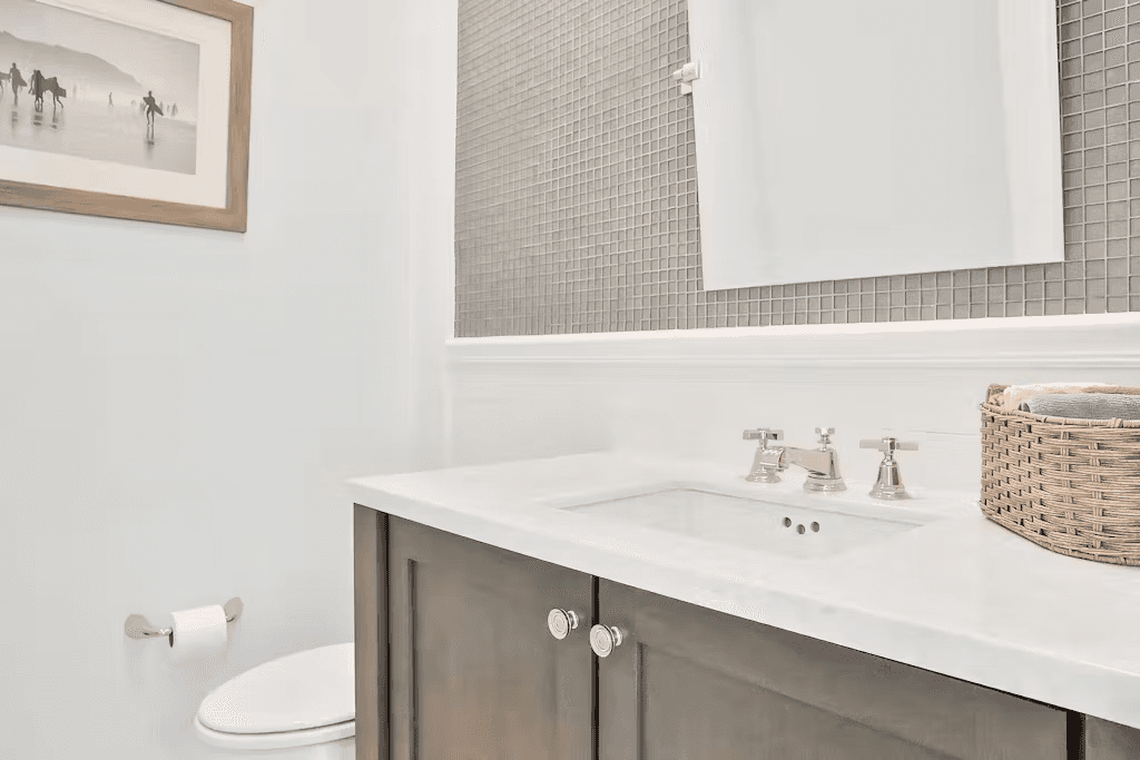 Island Estate Waterfront Villa - Image 17