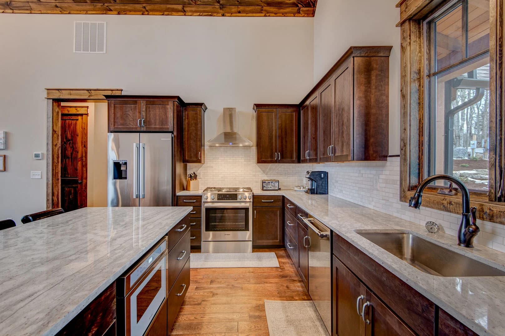 On Eagle's Wings - Image 4